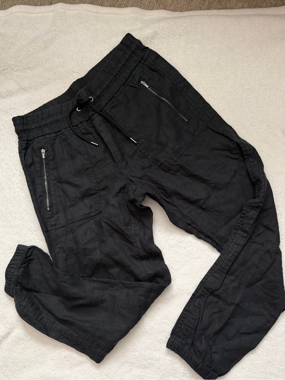 Women’s Athleta linen joggers. Size 4